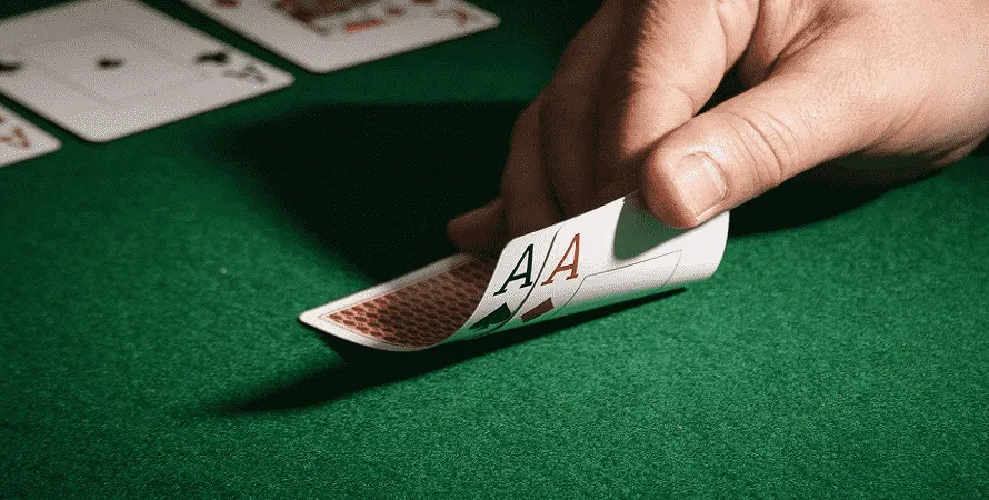 ポーカーのアクション